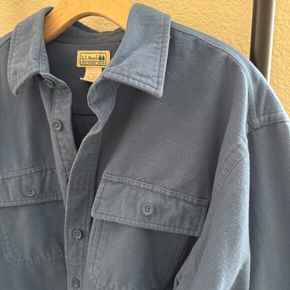 L.L. Bean Perfectly Worn-In Blue Flannel Shacket Size XL Tall - Picture 3 of 5